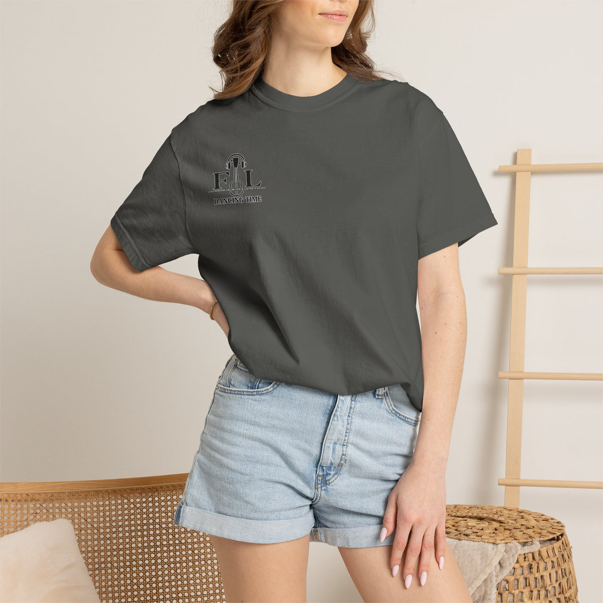 Dancing Time T-shirt Mini Logo